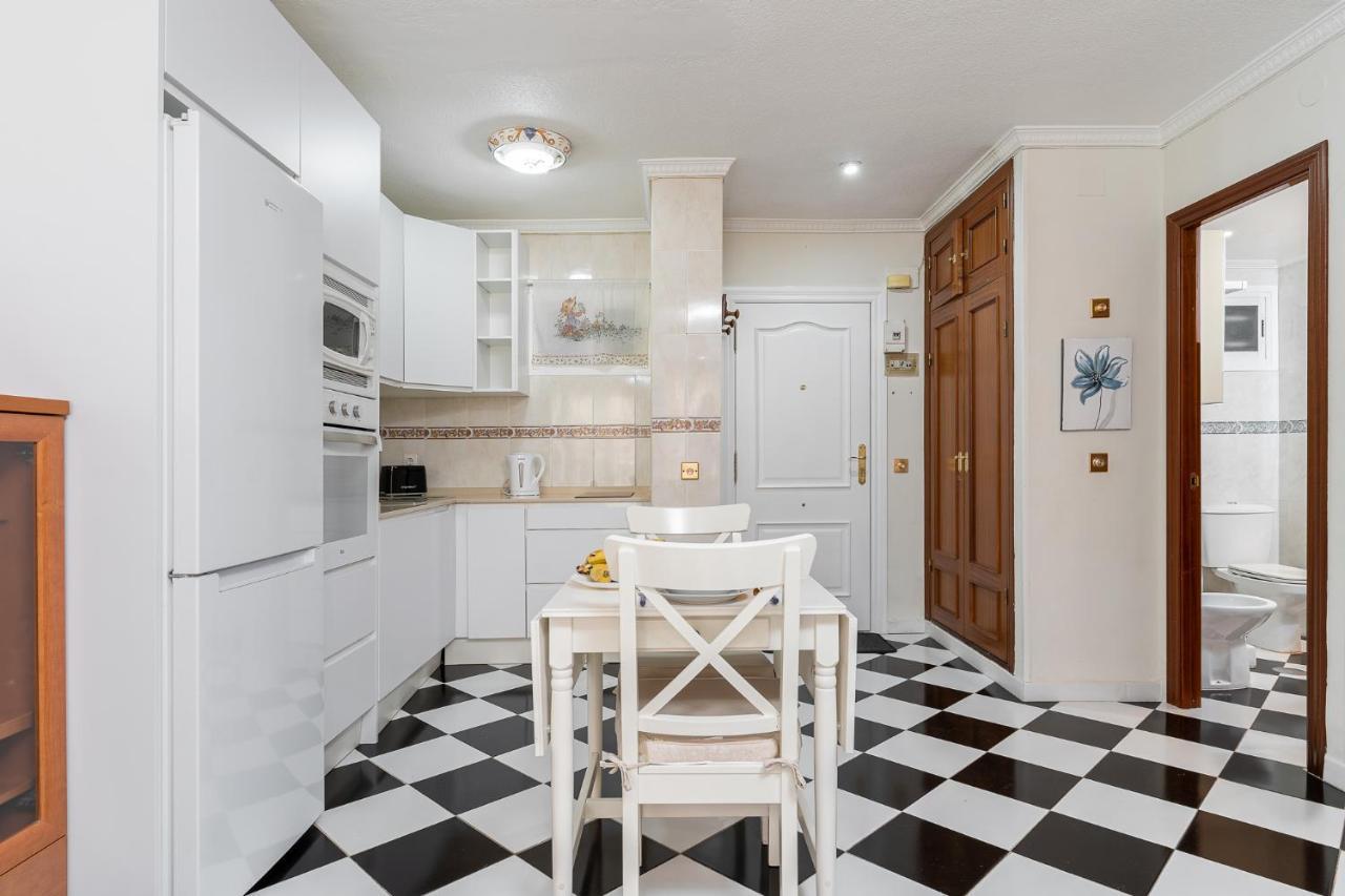 Blonzu Guinea Apartment Беналмадена Екстериор снимка